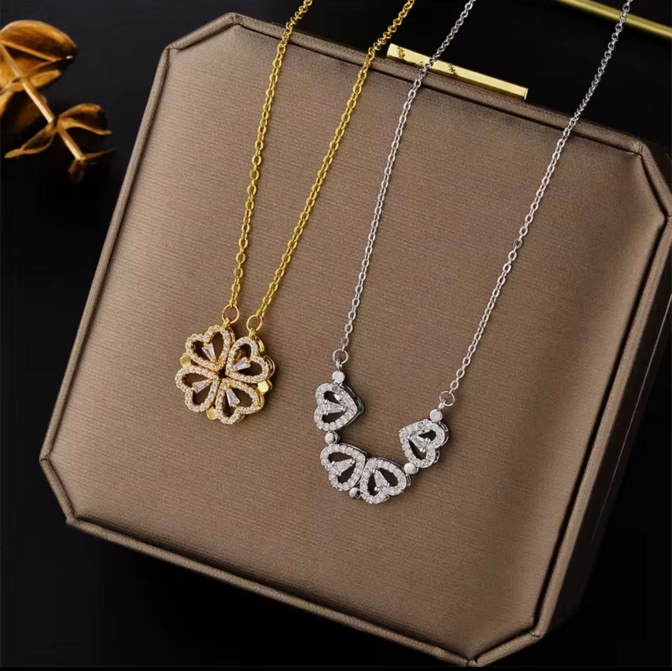 Magische Herz-Kleeblatt Kette – 2-in-1 Design