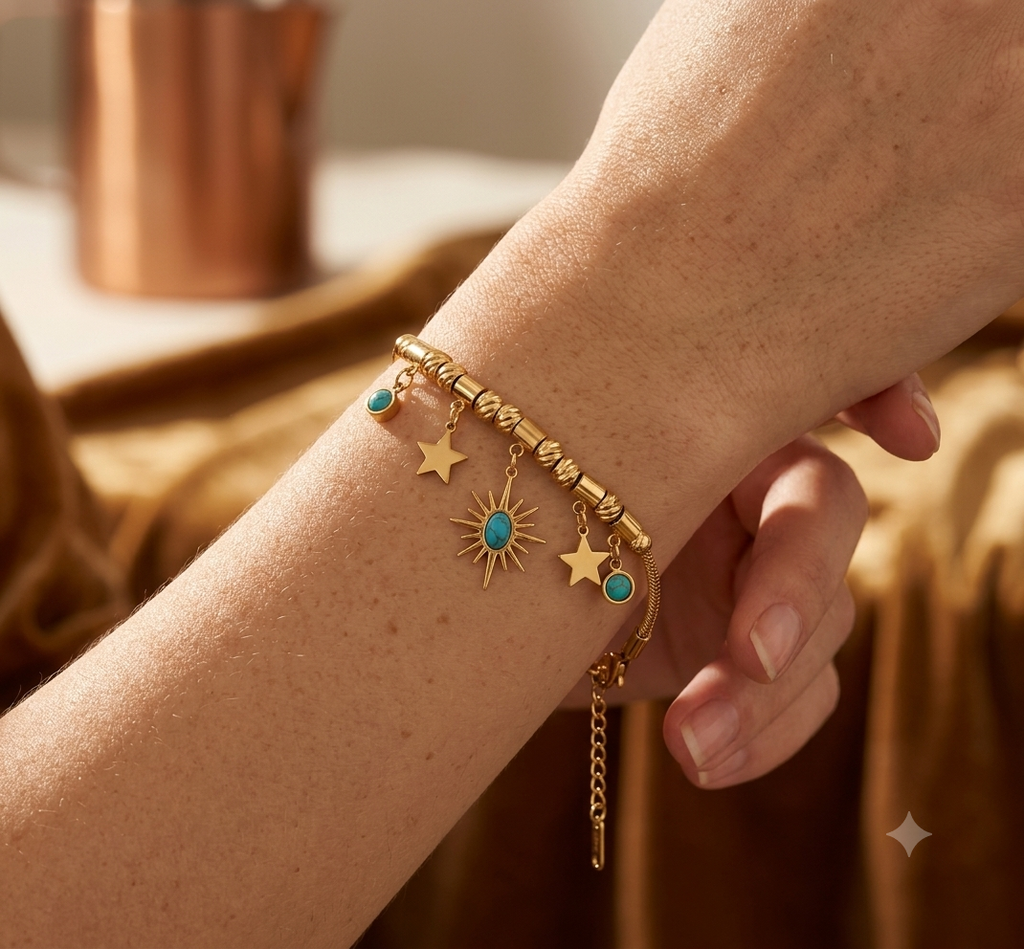 Signature Charm Bracelet - Goldener Akzent
