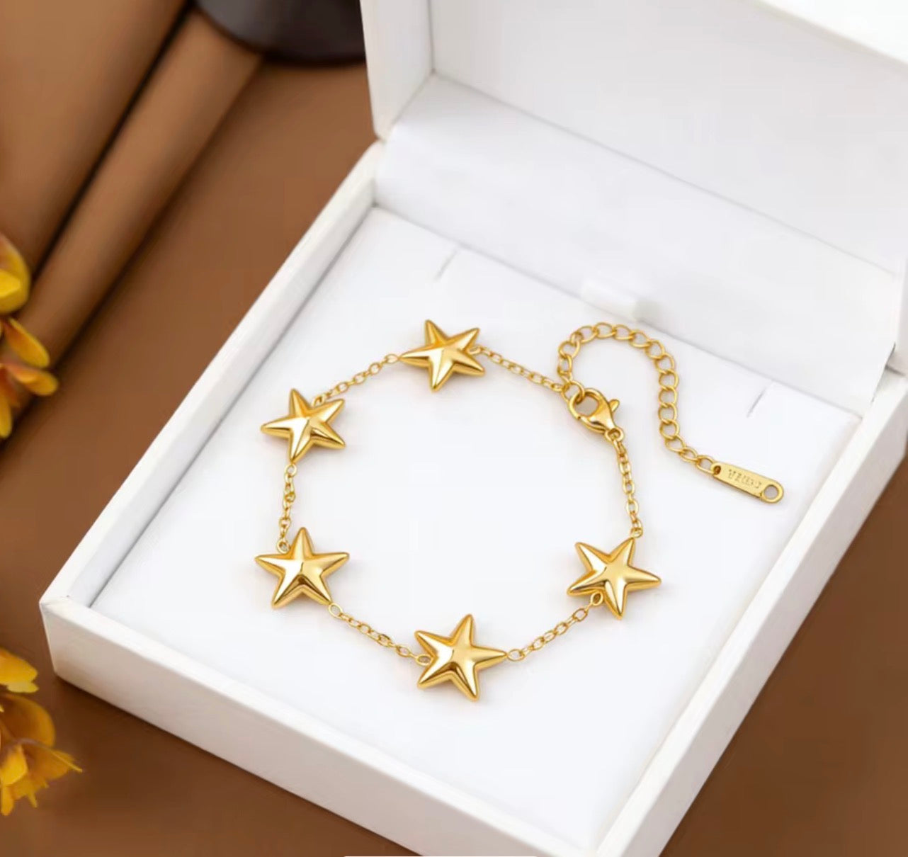 Delicate Charm mit Anhängern