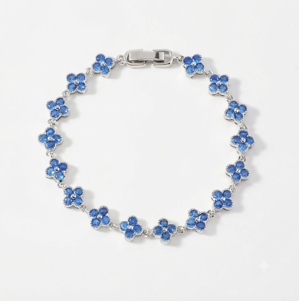 Luxury Clover Charm